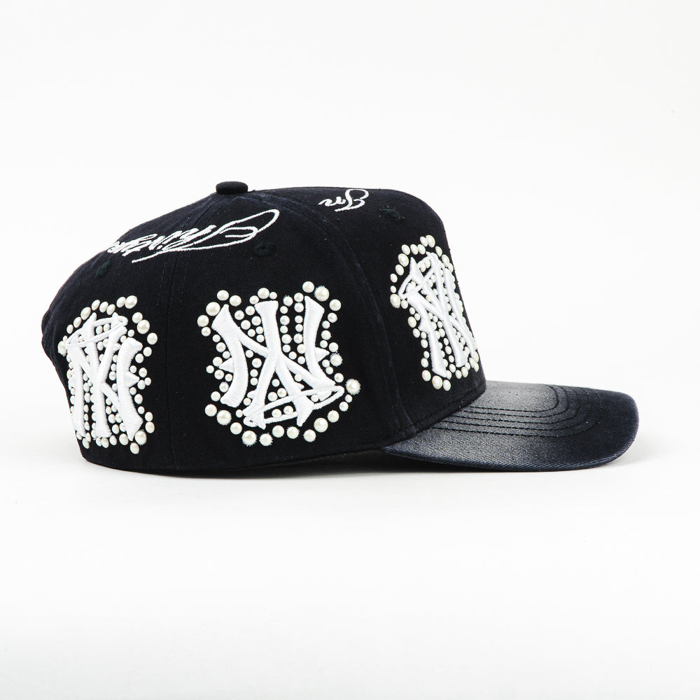 31 Hats NY Pearls Snapback