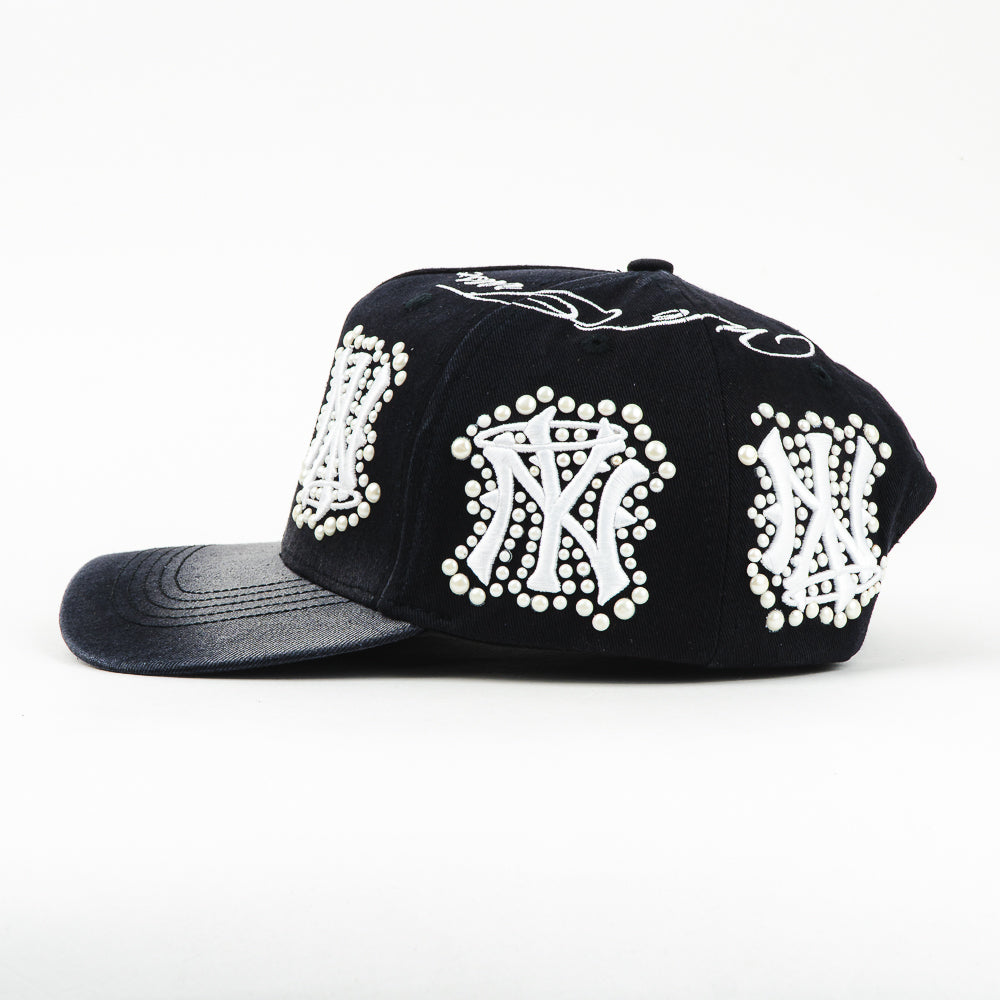 31 Hats NY Pearls Snapback