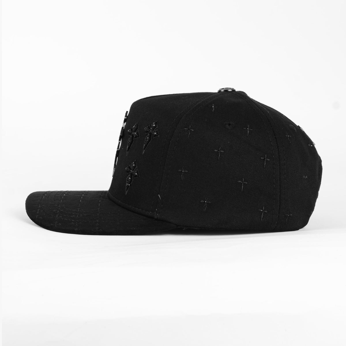 BIGG BOSS CELTA CROSS ALL BLACK
