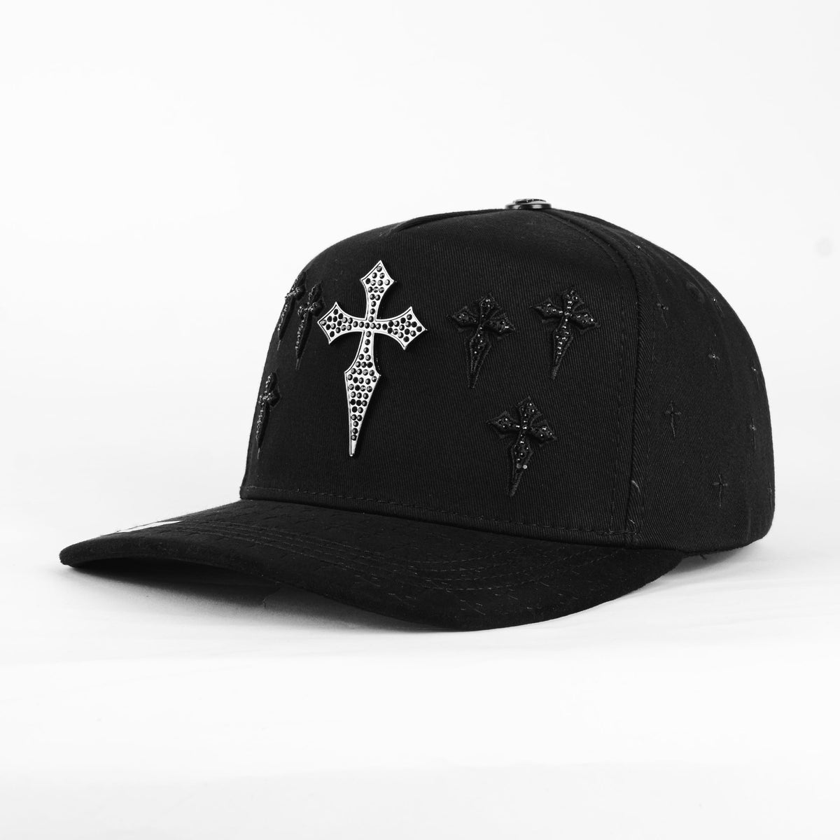 BIGG BOSS CELTA CROSS ALL BLACK