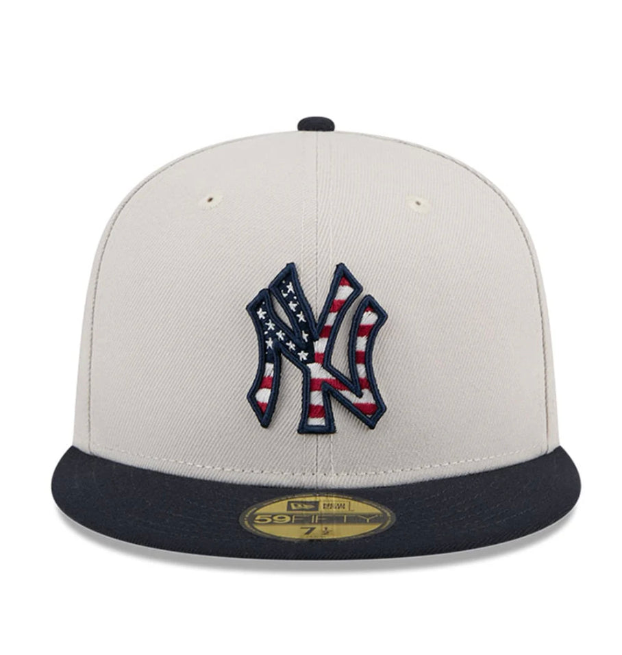 Men’s New York Yankees New Era Khaki/Black 2026 Fourth of July 59FIFTY Fitted Hat